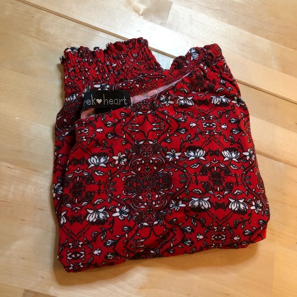 Derek Heart Women’s Top, Size Small - Picture 5 of 5